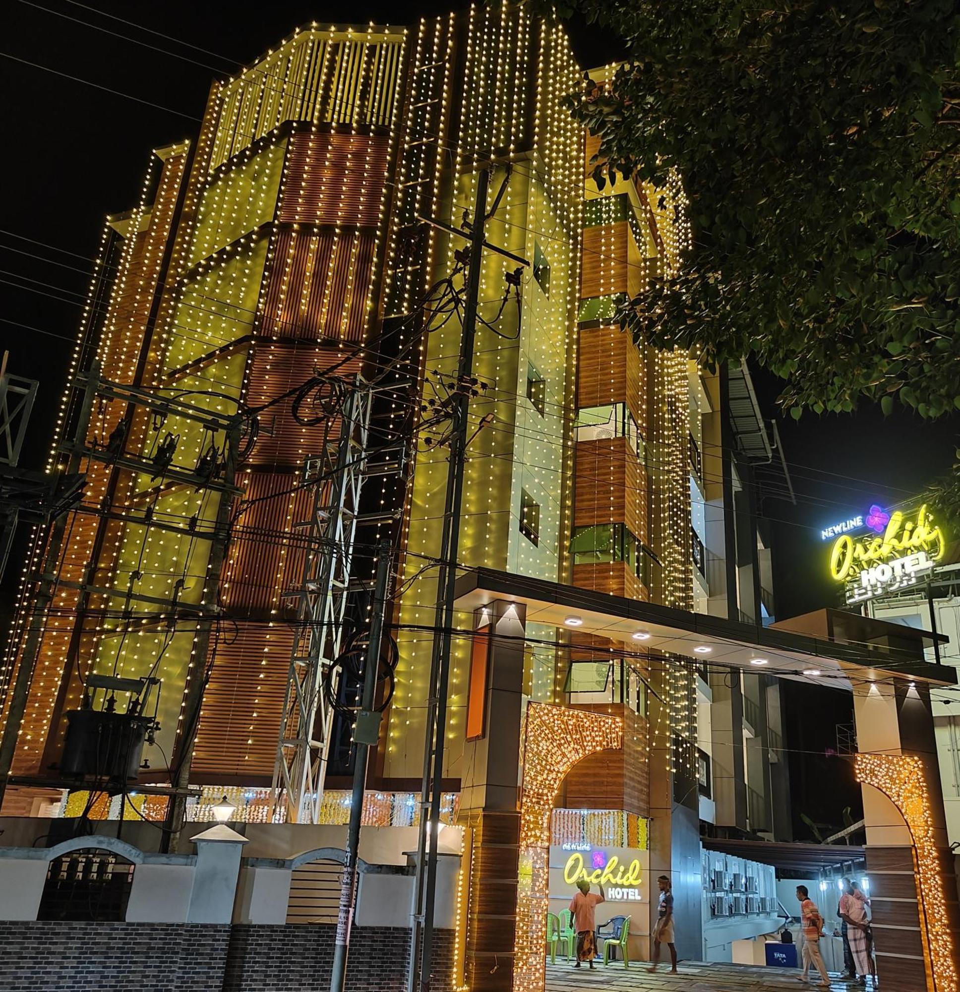 Hotel Newline Orchid Guruvayur Exterior photo